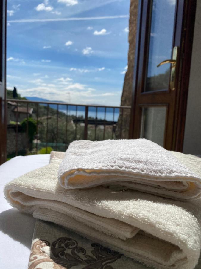 Agora' Home Gardone Riviera Exterior foto